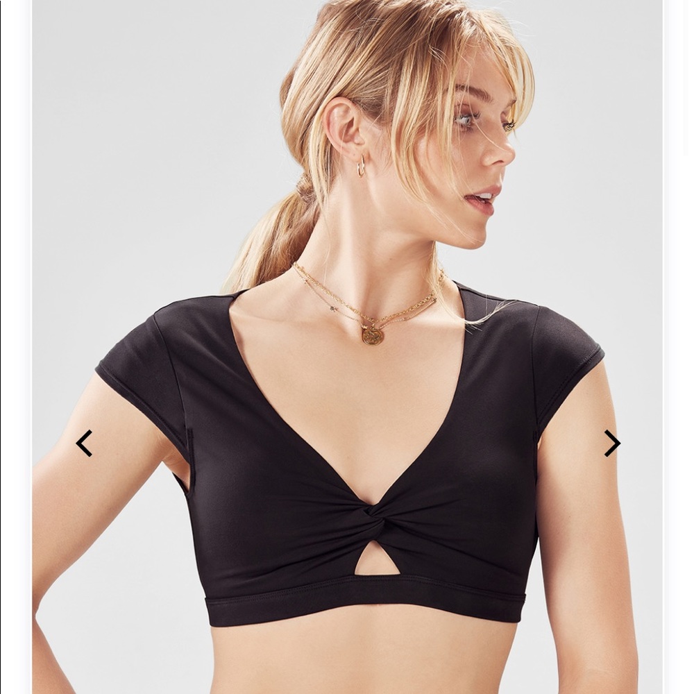 Sahana Sports Bra -Fabletics